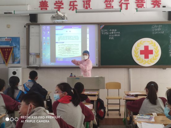 南京市江宁区觅秀街中学开展“全国儿童预防接种日”宣传活动14
