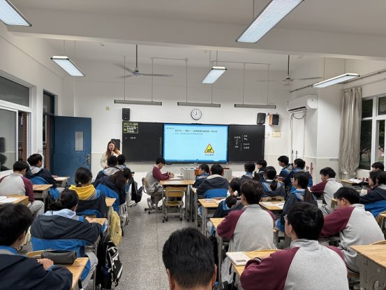 6609F9469B9045E9004FB7A600F2D535