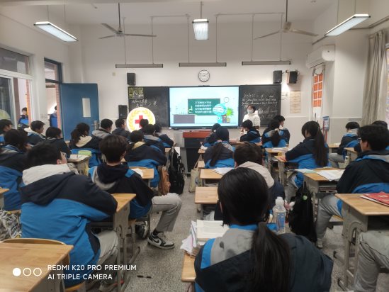 南京市江宁区觅秀街中学开展“世界艾滋病日”宣传活动4